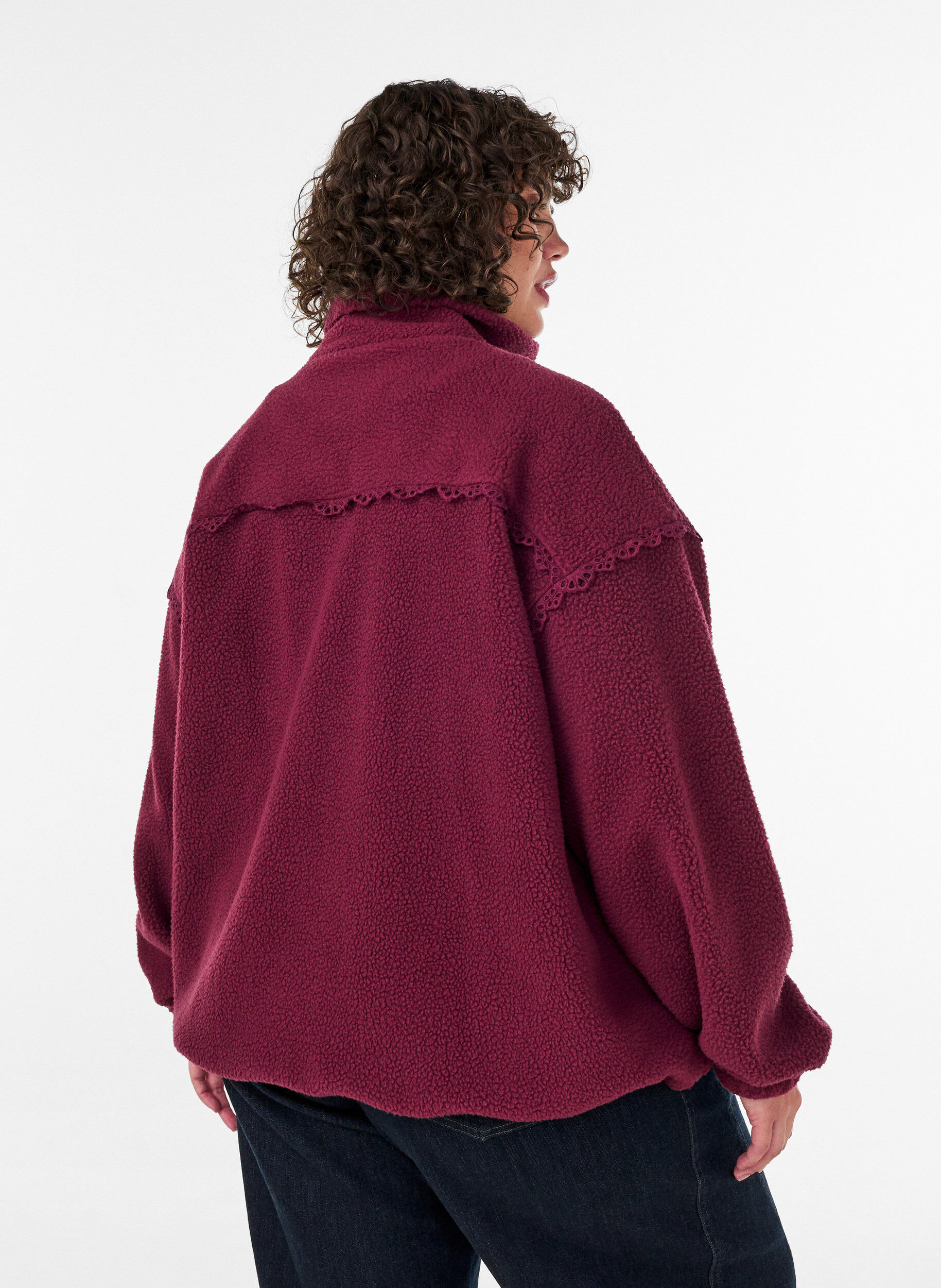 ZizziTeddyjakke med hulm&oslash;nsterb&aring;nd og h&oslash;j krave, R&oslash;d, Model image number 2