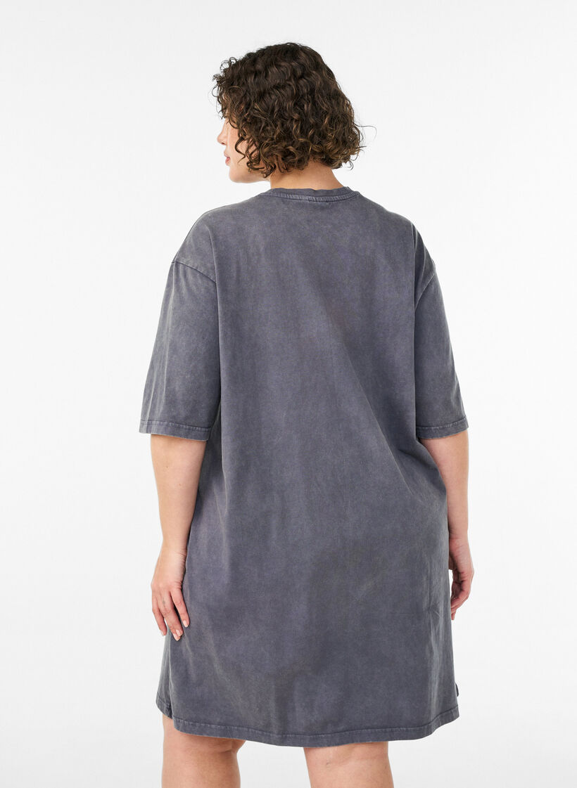 L&oslash;s T-shirtkjole med vasket look, Gr&aring;, Model image number 2