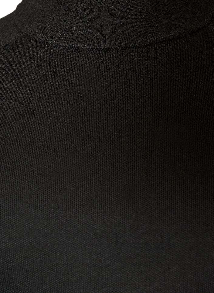 Strikbluse i viskoseblanding med rullekrave, Sort, Packshot image number 2