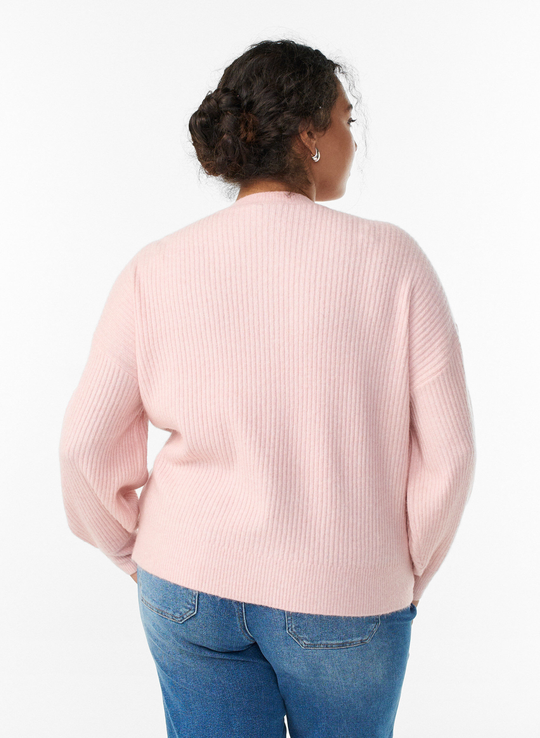 Zizzi Ribstrikket cardigan med knapper, Lyser&oslash;d, Model image number 2