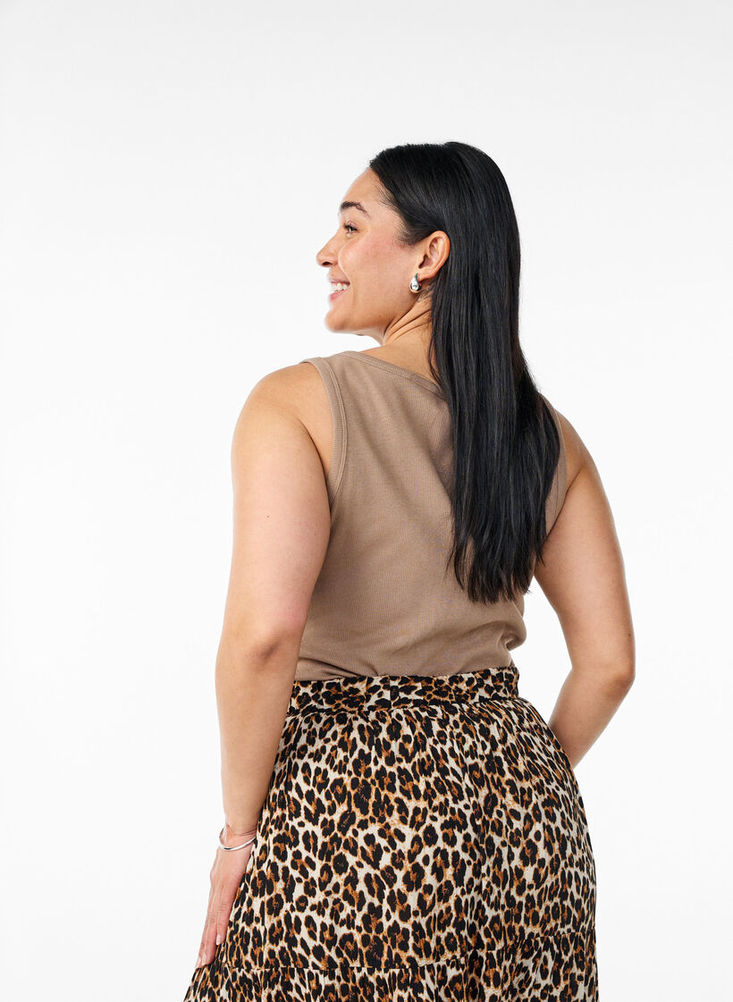 T&aelig;tsiddende top med motiv, Brun, Model image number 2