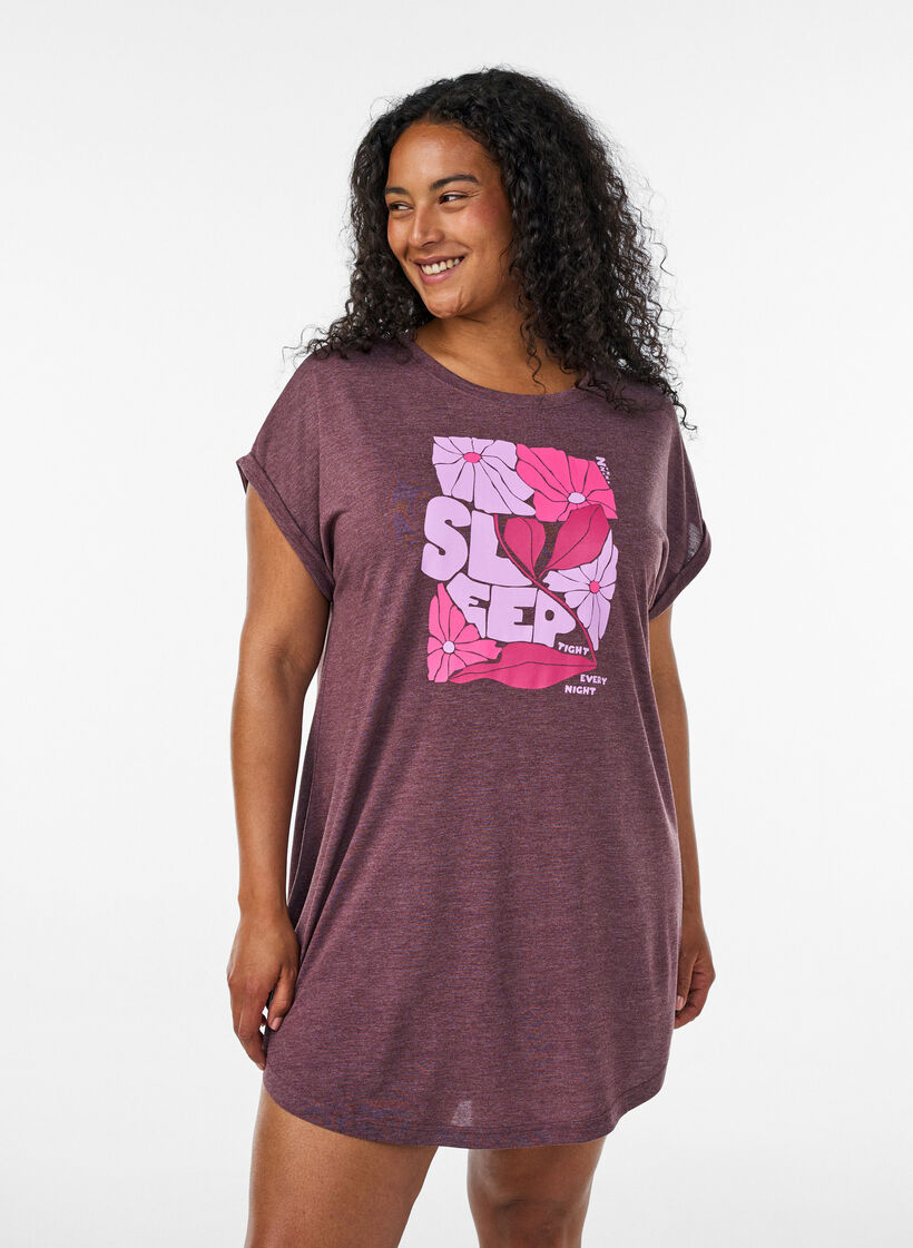Kort&aelig;rmet natkjole med tekstprint, M&oslash;rk Bordeaux, Model image number 0