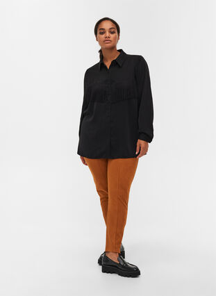 Ensfarvet skjorte med frynser, Black, Model image number 3