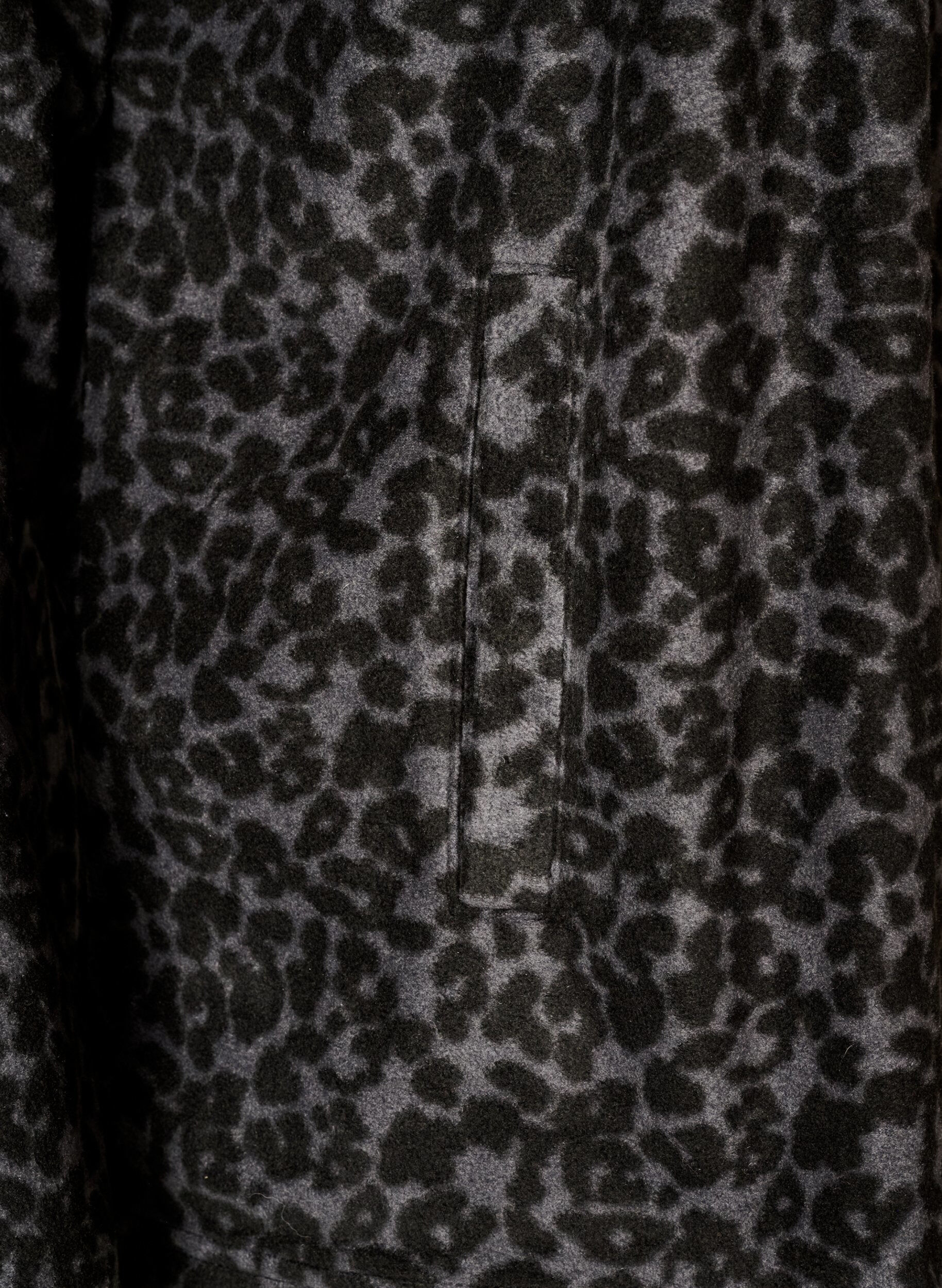 ZizziFleecejakke med leopardm&oslash;nster og h&oslash;j krave, Sort, Packshot image number 3