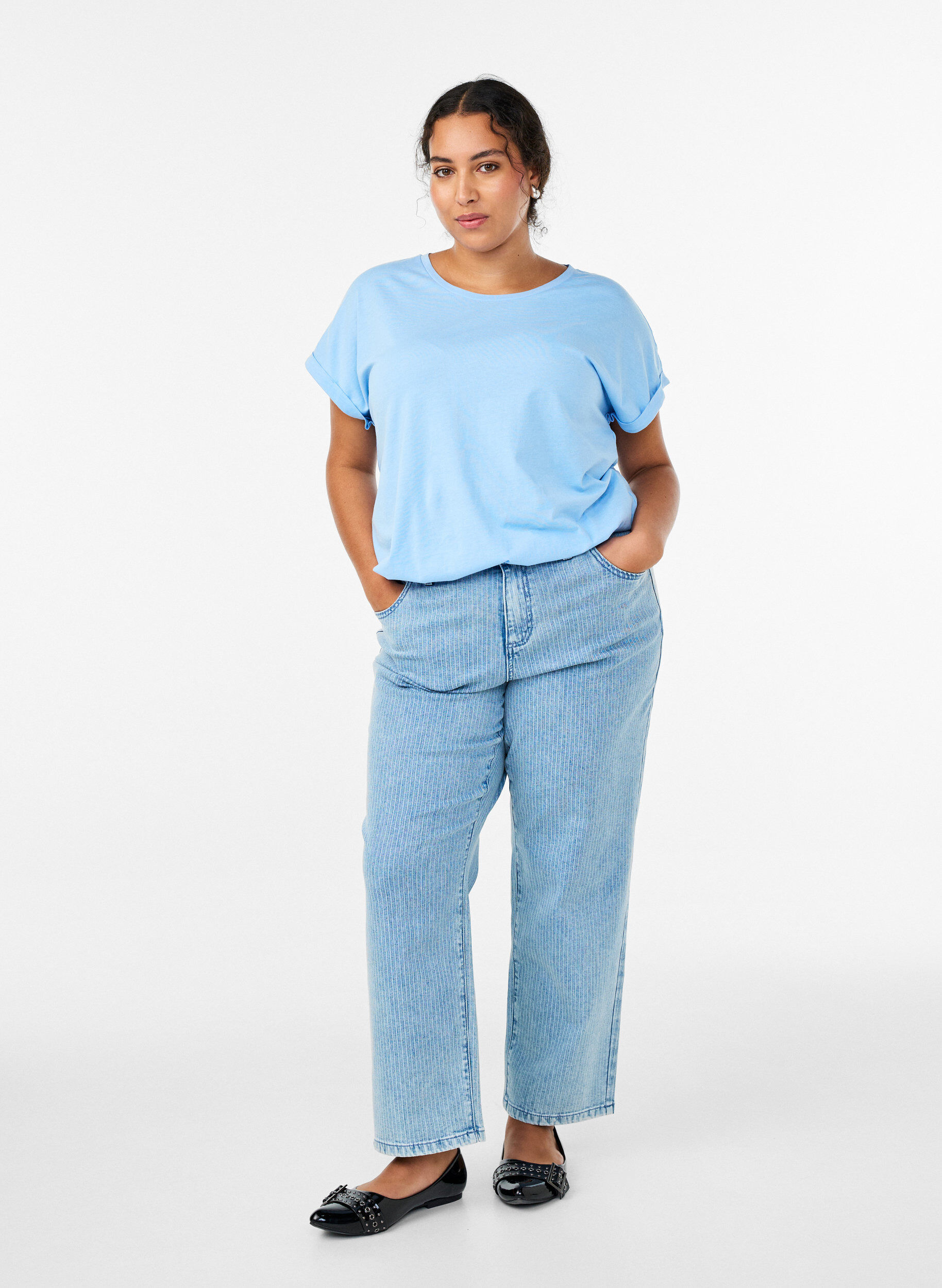 ZizziKort&aelig;rmet t-shirt i bomuldsblanding	, Bl&aring;, Model image number 1