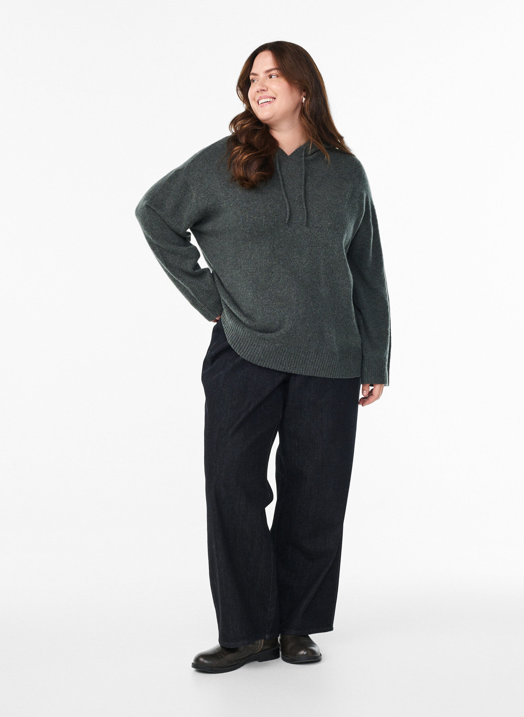 Zizzi H&aelig;ttetr&oslash;je i strik, Gr&oslash;n, Model image number 1