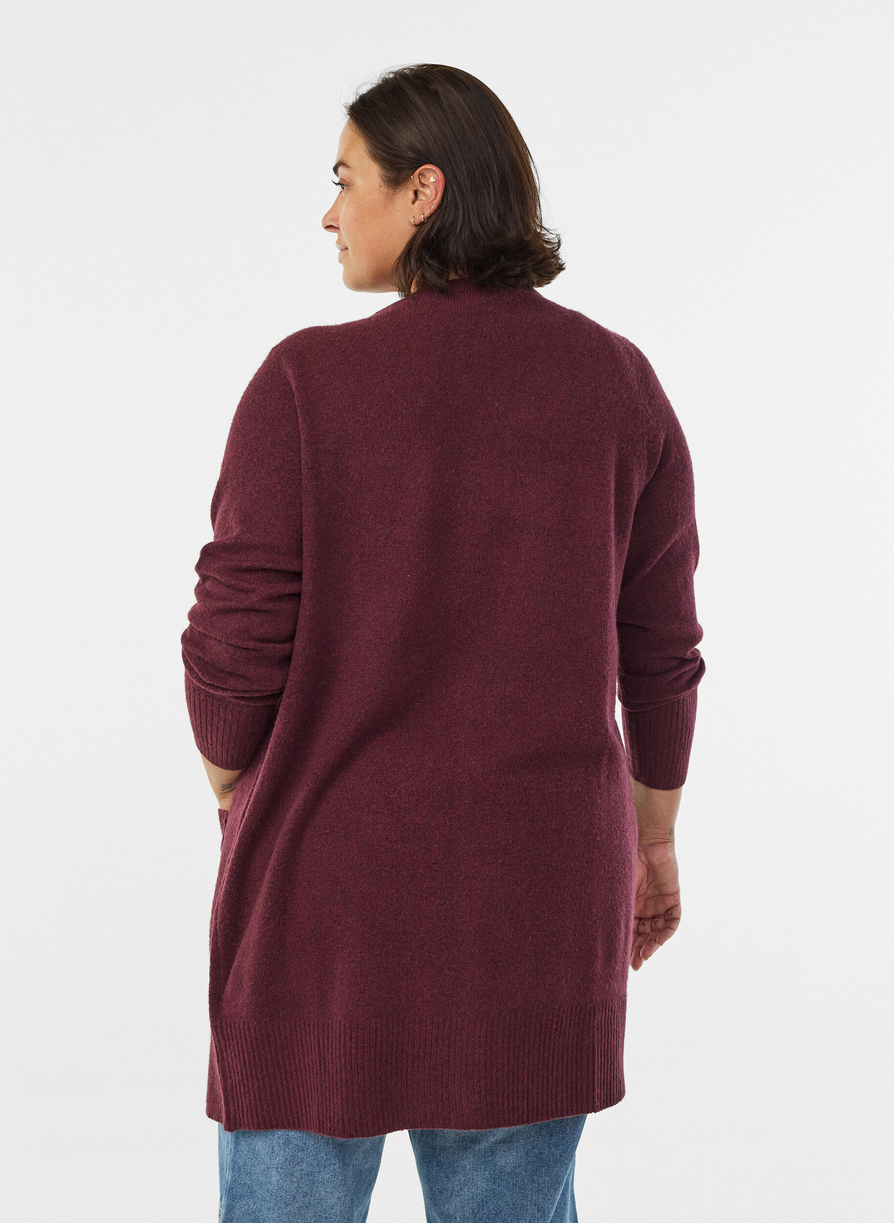 Zizzi Meleret strik cardigan med lommer, M&oslash;rk Bordeaux, Model image number 2