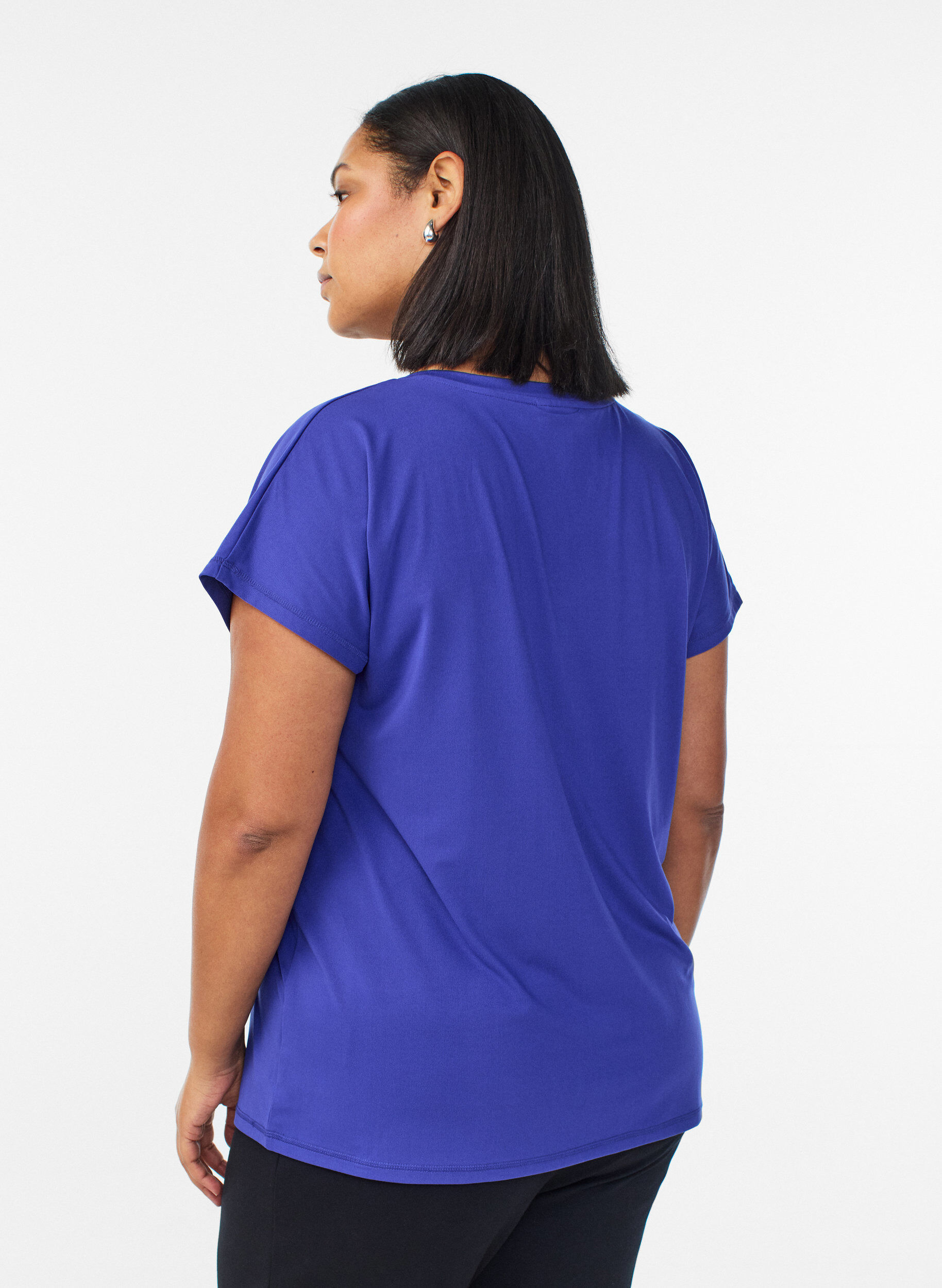 Zizzi L&oslash;s tr&aelig;nings t-shirt med v-hals, Lilla, Model image number 2