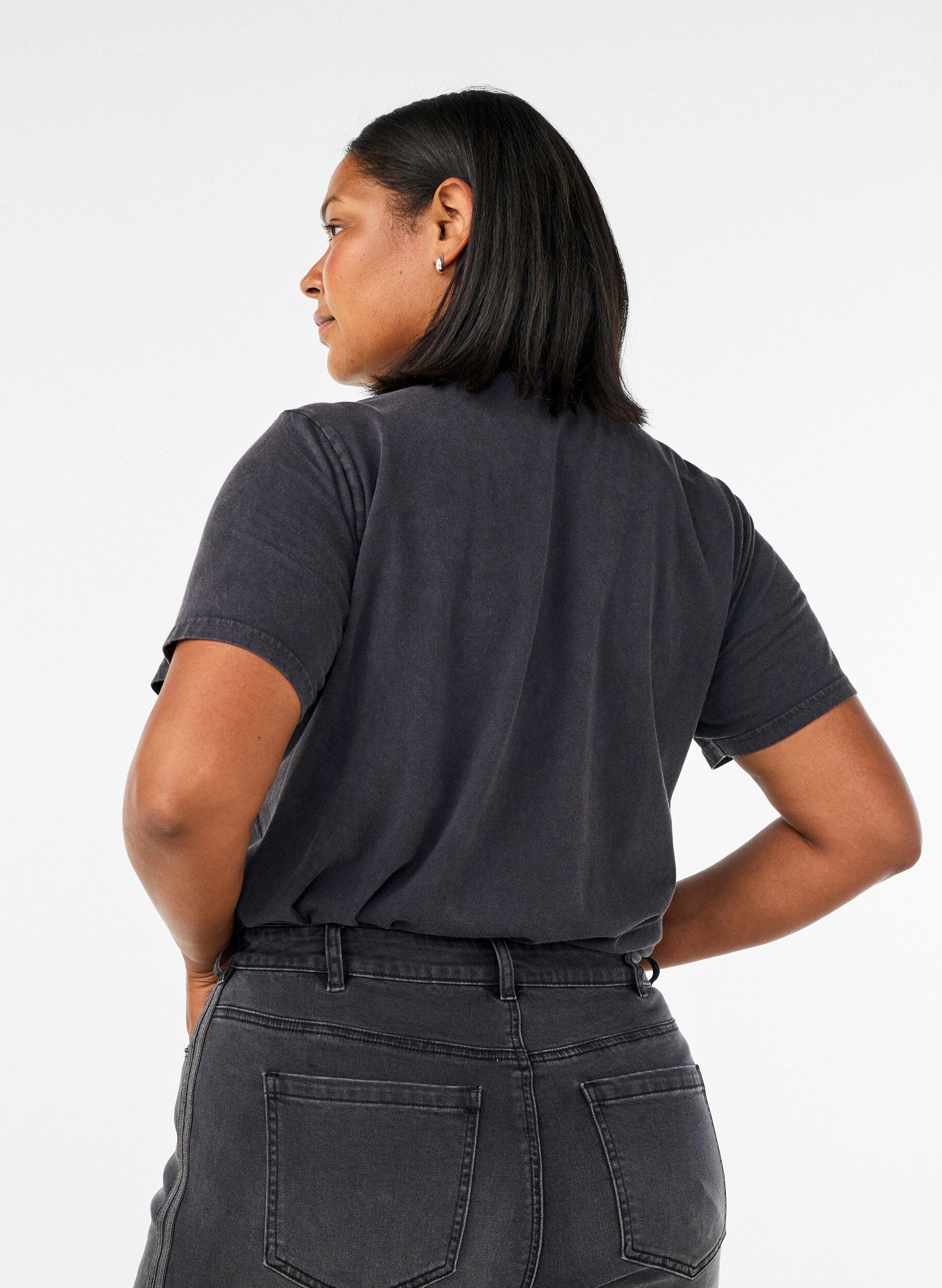 ZizziT-shirt i &oslash;kologisk bomuld med grafisk udtryk, Gr&aring;, Model image number 2