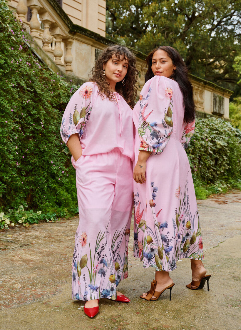 Bukser med blomsterprint og vide ben, Lyser&oslash;d, Image image number 0