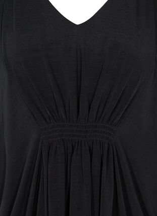 Langærmet kjole med v-hals og smock, Black, Packshot image number 2