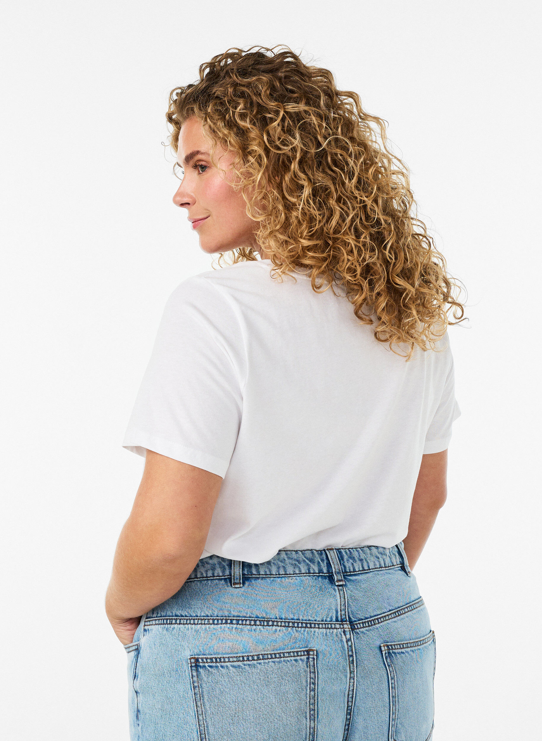 ZizziT-shirt i bomuld med frontprint og V-hals, Hvid, Model image number 2