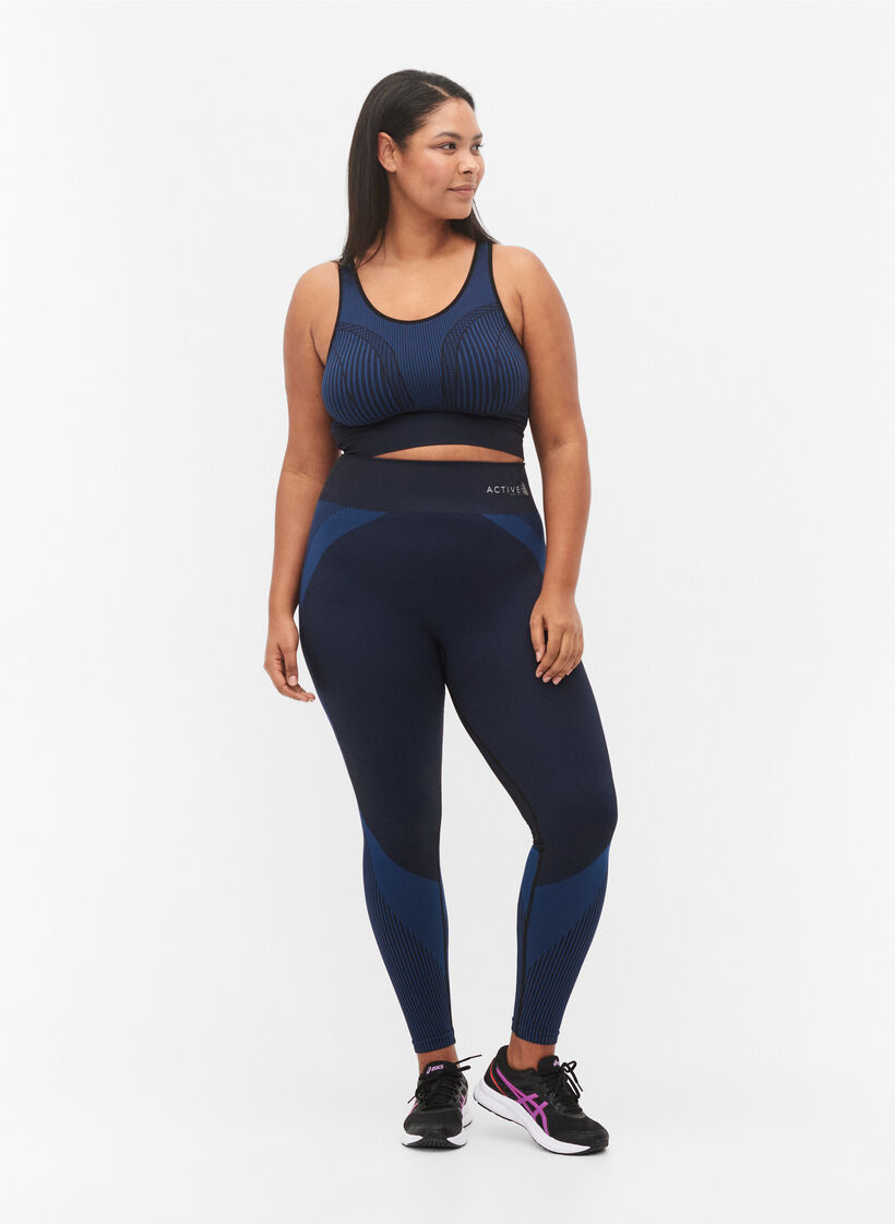 Seamless sports bh med striber, Black w. Blue Depths, Model image number 2