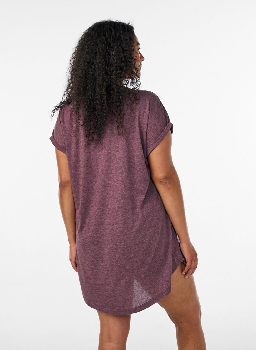Kort&aelig;rmet natkjole med tekstprint, M&oslash;rk Bordeaux, Model image number 2