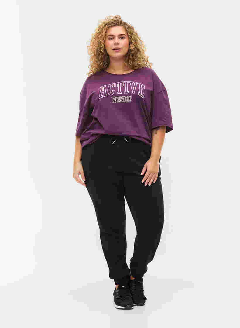 Trænings t-shirt i bomuld, Blackberry Wine, Model image number 2