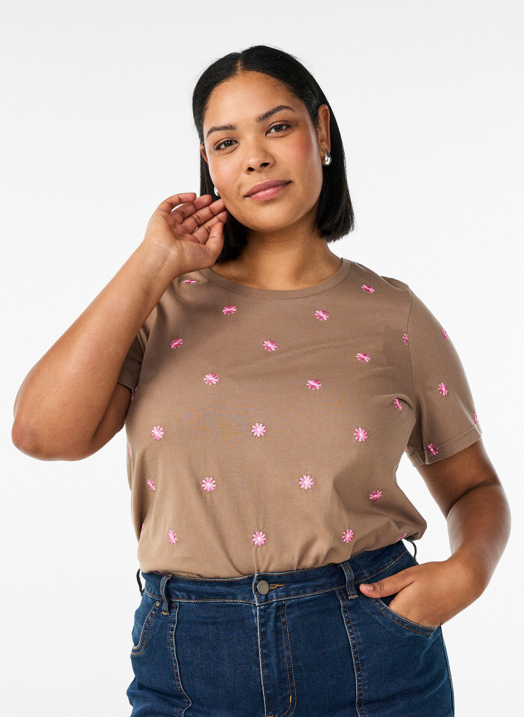 ZizziT-shirt i &oslash;kologisk bomuld med broderede motiver, Brun, Model image number 0