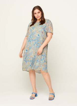 Plissé kjole med blomsterprint, Light Blue Multi AOP, Model image number 2