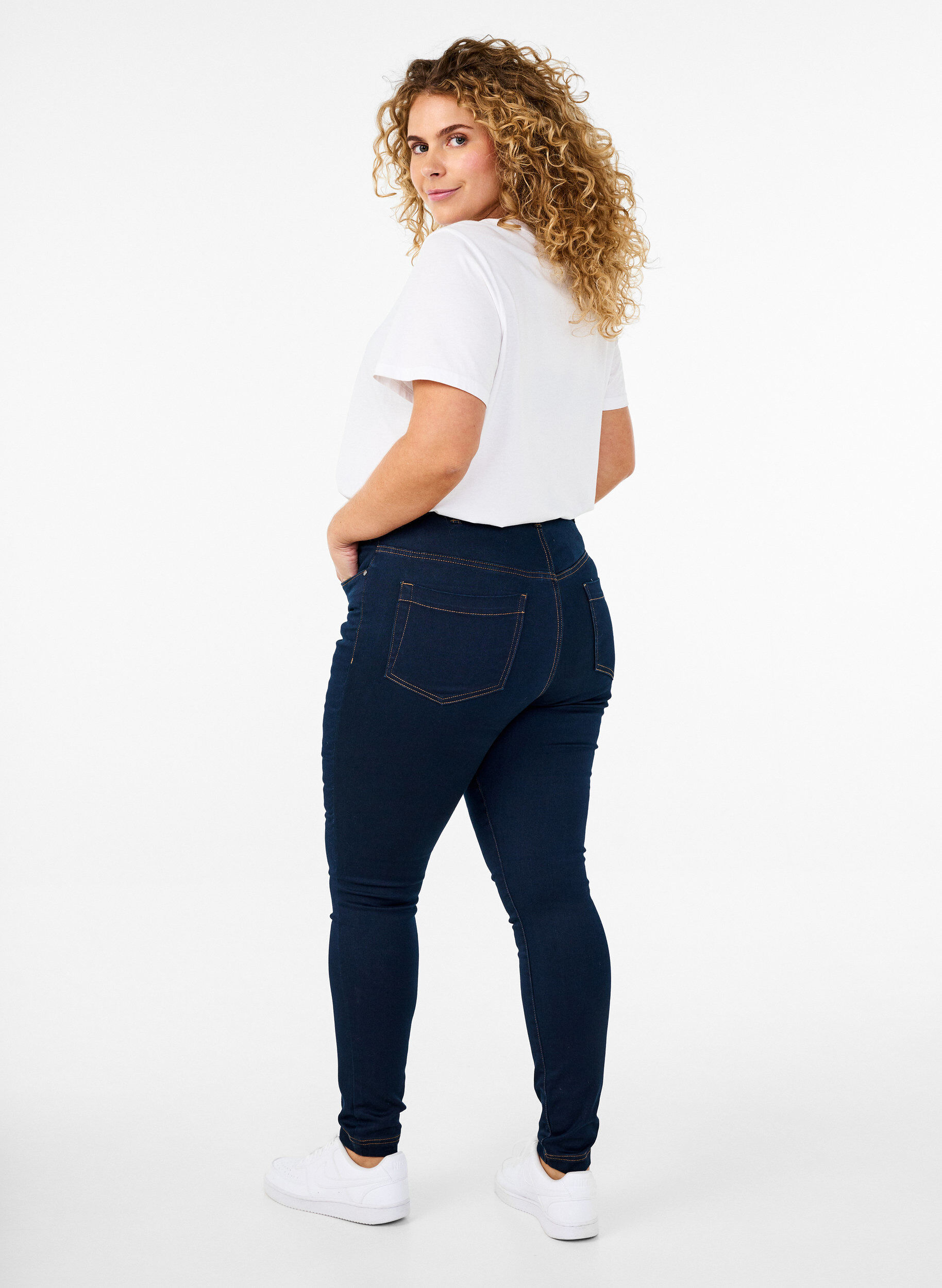 ZizziSuper slim Amy jeans med h&oslash;j talje, Unwashed, Model image number 1