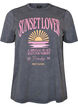 T-shirt i bomuld med frontprint og vasket look, Gr&aring;, Packshot image number 0