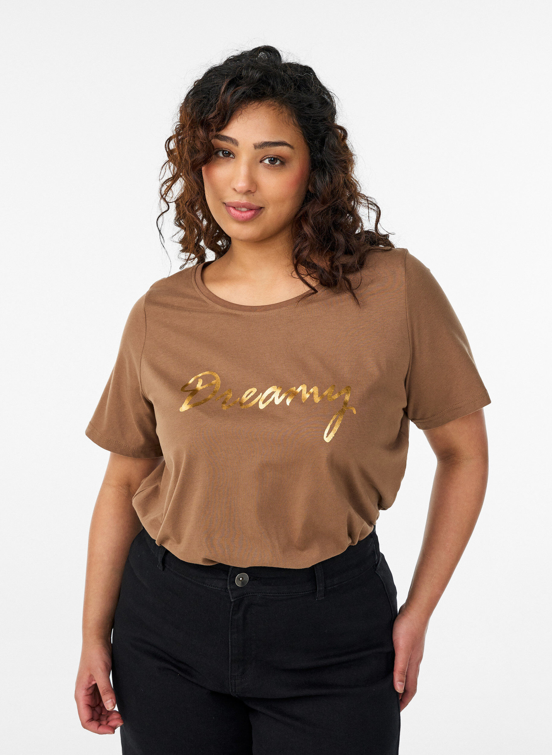 T-shirt med motiv , Brun, Model
