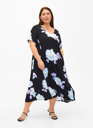 Blomstret kjole med korte ærmer i viskose, Black Big Flower AOP, Model image number 0