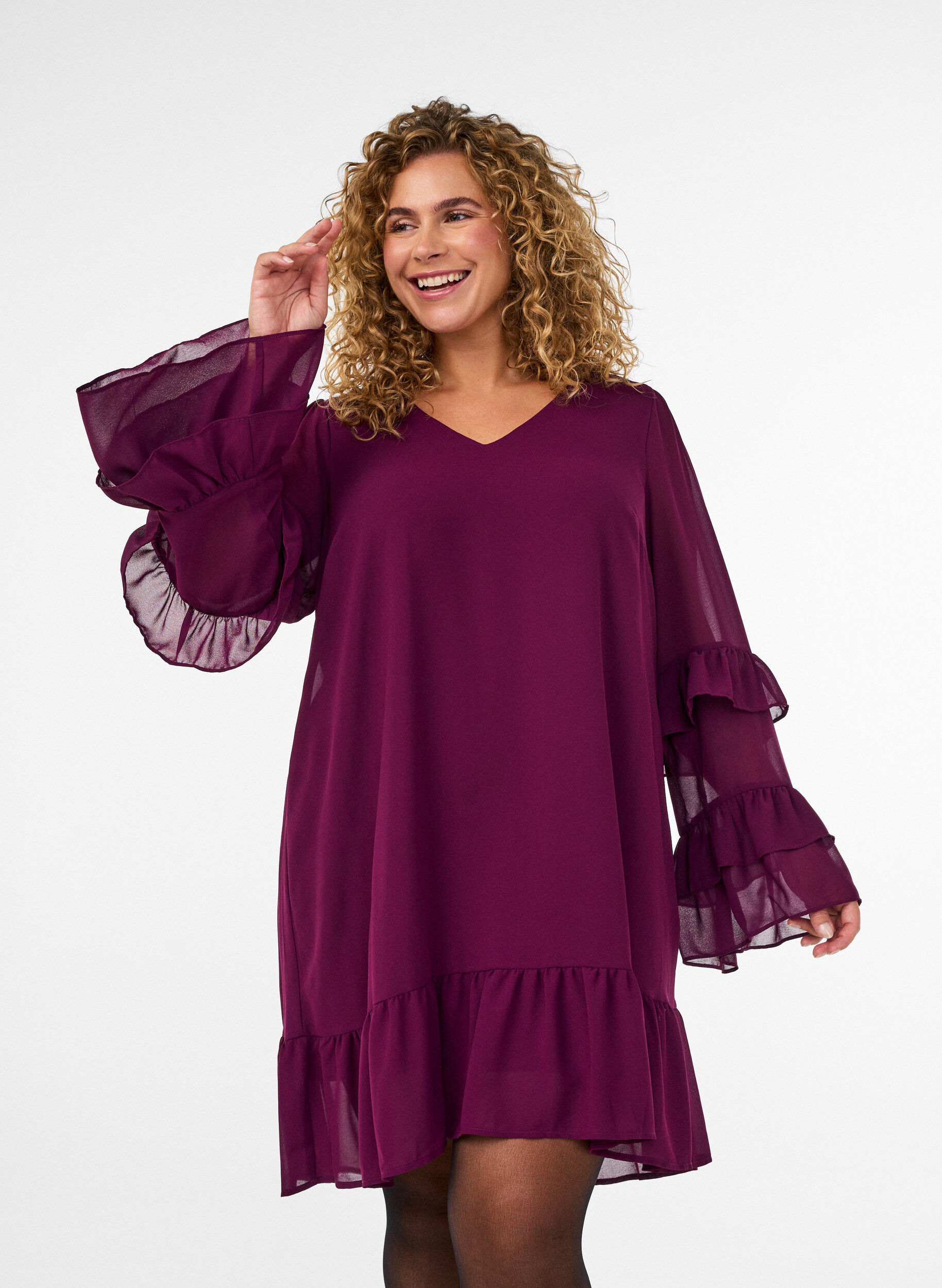ZizziKort kjole med transparente fl&aelig;se&aelig;rmer, Lilla, Model image number 3