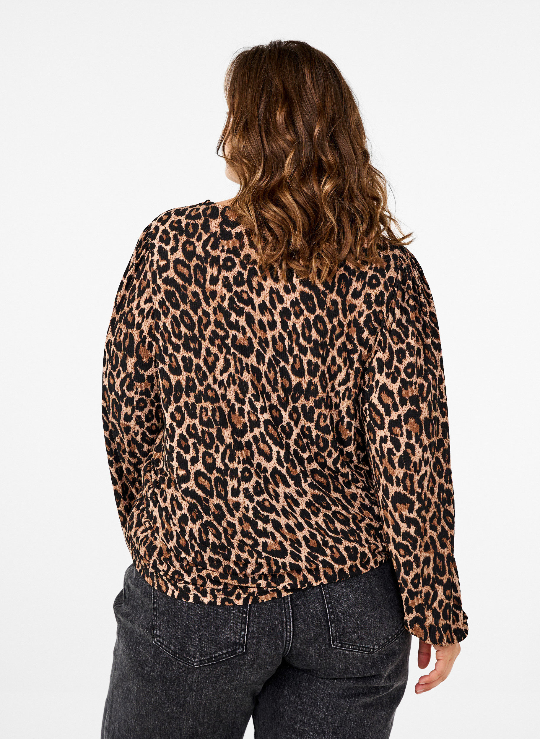 Zizzi Bluse med lange &aelig;rmer og leoprint, Brun, Model image number 2