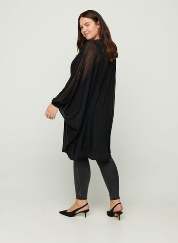 Langærmet kjole med v-hals og smock, Black, Model image number 1