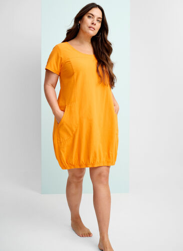 Kortærmet kjole i bomuld, Orange Tiger, Image image number 0