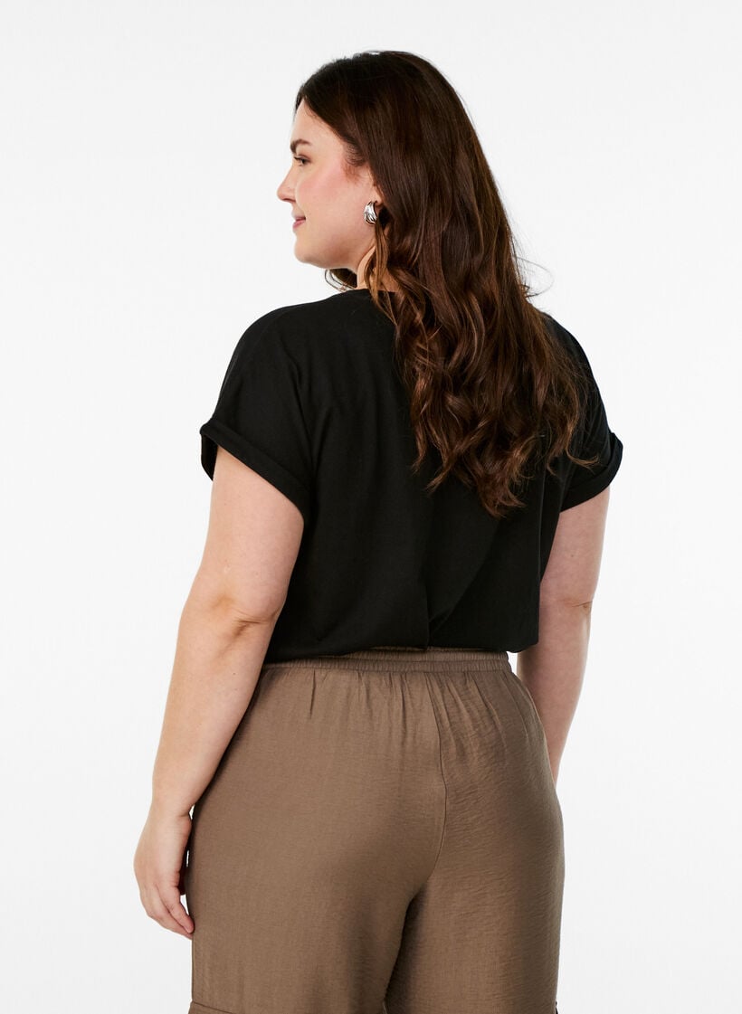 Kort&aelig;rmet t-shirt i bomuldsblanding, Sort, Model image number 2