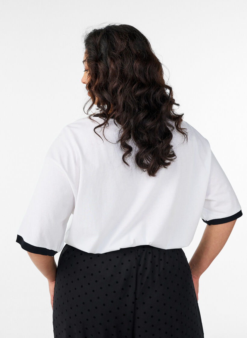 T-shirt i bomuld med tekstmotiv og boxy fit, Hvid, Model image number 2