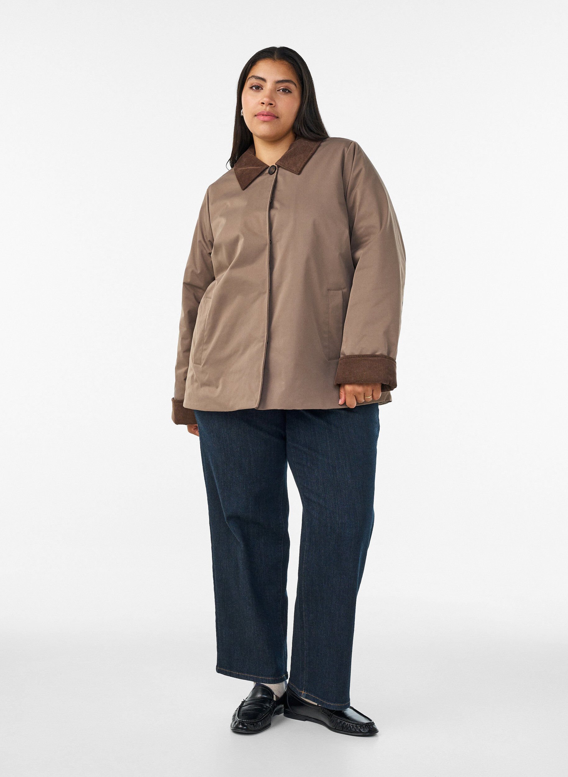 ZizziLet vatteret jakke med fl&oslash;jlskrave, Brun, Model image number 1