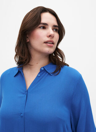Viskose skjortekjole med korte ærmer, Victoria blue, Model image number 2