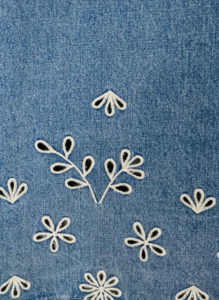 Kort&aelig;rmet denimbluse med broderie anglaise, Bl&aring;, Packshot image number 3