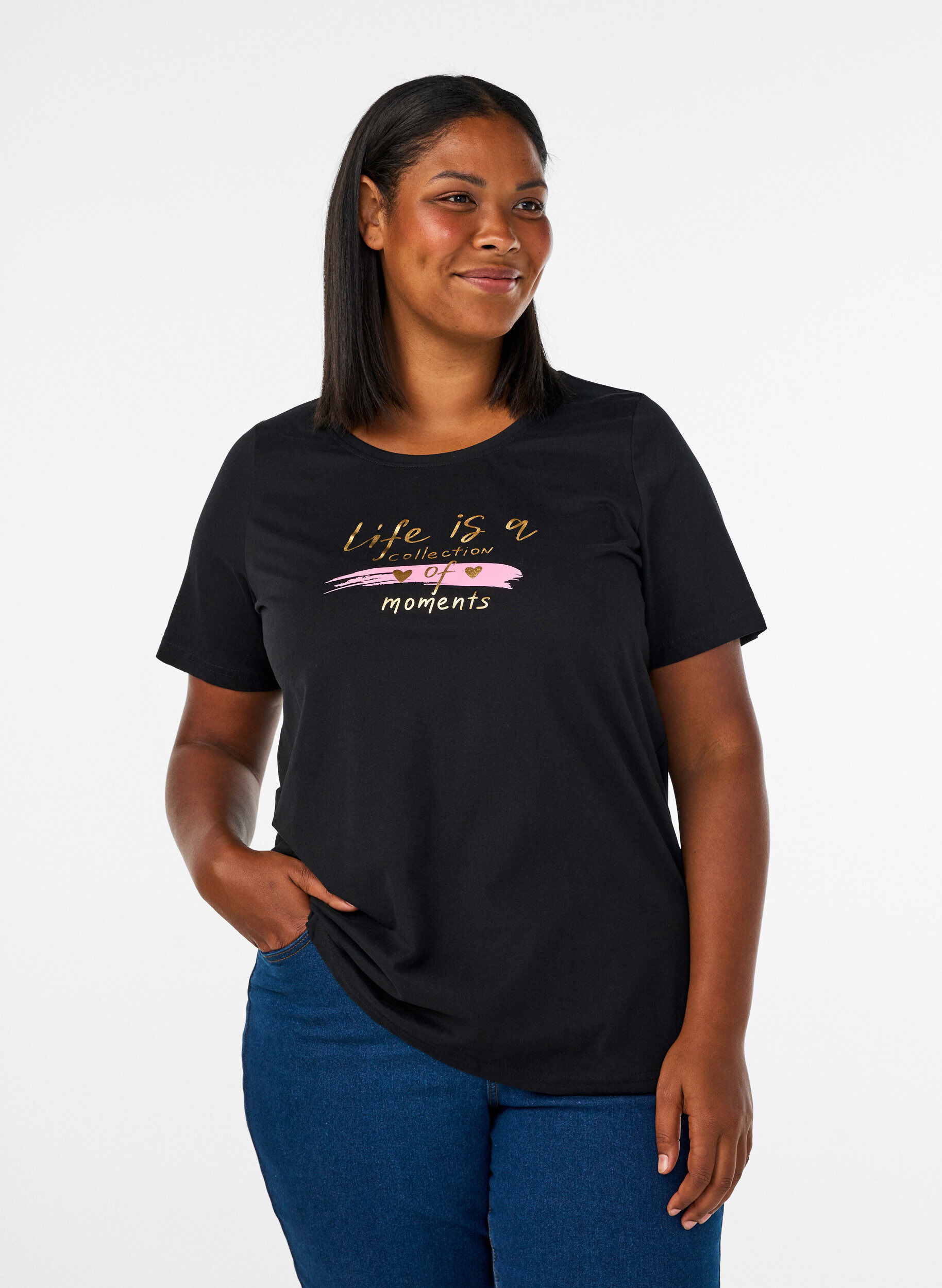 T-shirt med motiv, Sort, Model