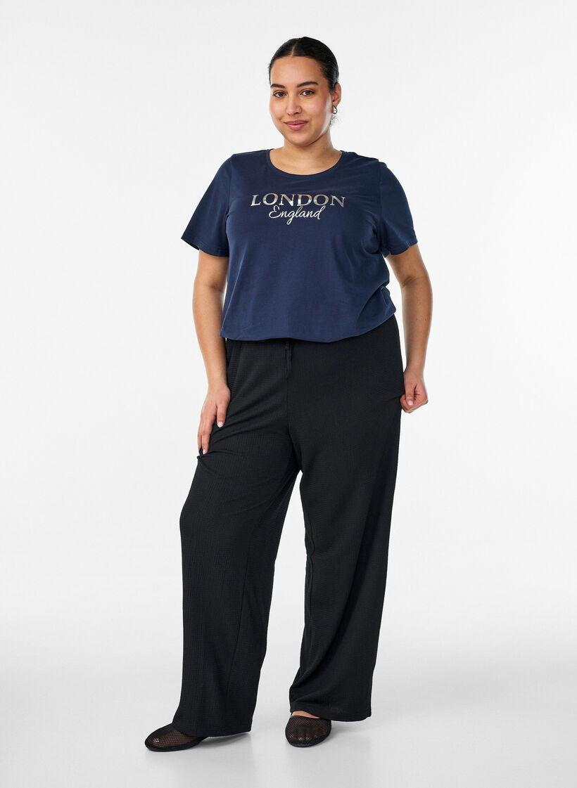 T-shirt med motiv, Bl&aring;, Model image number 1