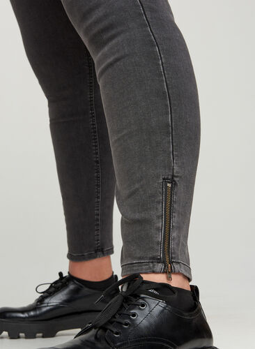 Cropped Amy jeans med høj talje og lynlås, Grey Denim, Model image number 1