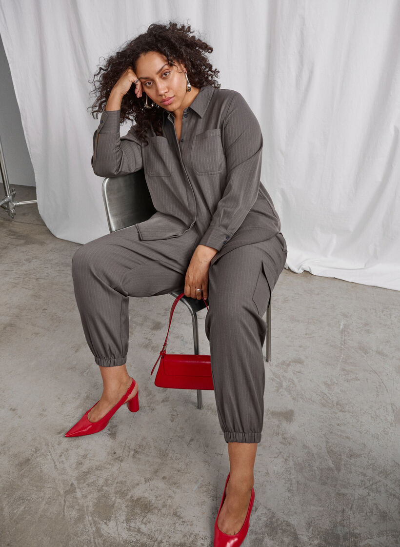 Bukser med cargolommer og elastisk talje, Grå, Image image number 0