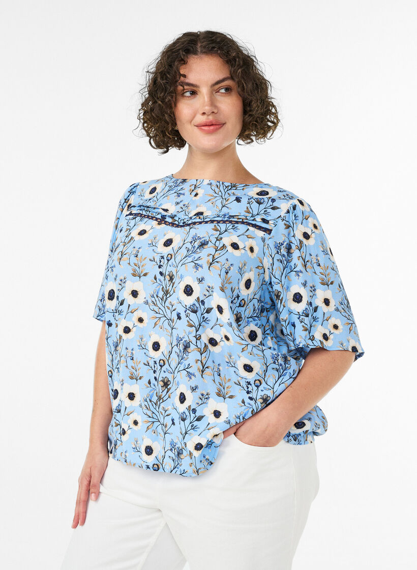 Blomstret bluse med korte &aelig;rmer, Bl&aring;, Model image number 0