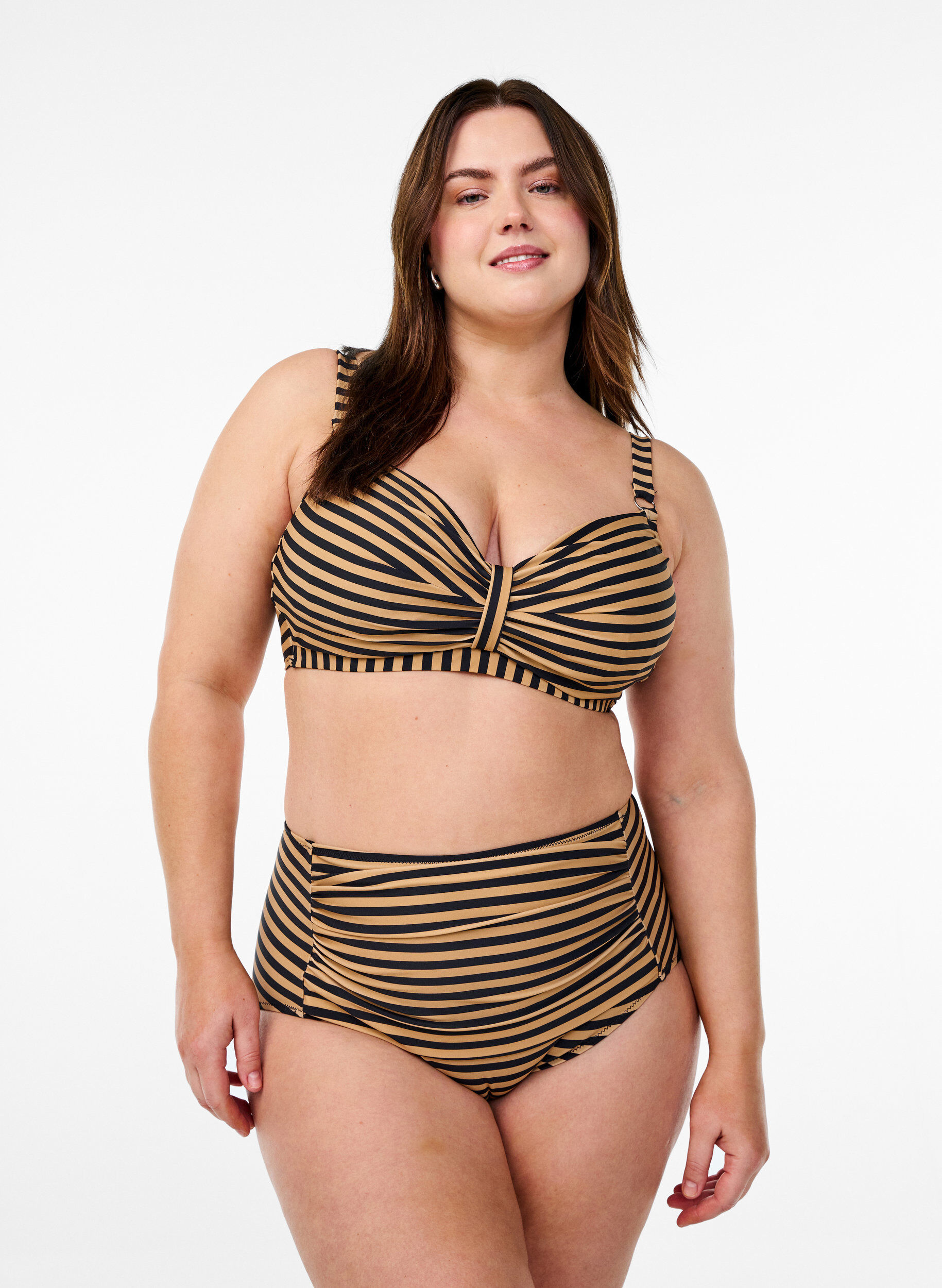 H&oslash;jtaljet bikinitrusse med striber, Brun, Model