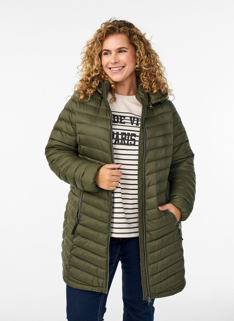 Letv&aelig;gts jakke med lommer og aftagelig h&aelig;tte , Gr&oslash;n, Model image number 0