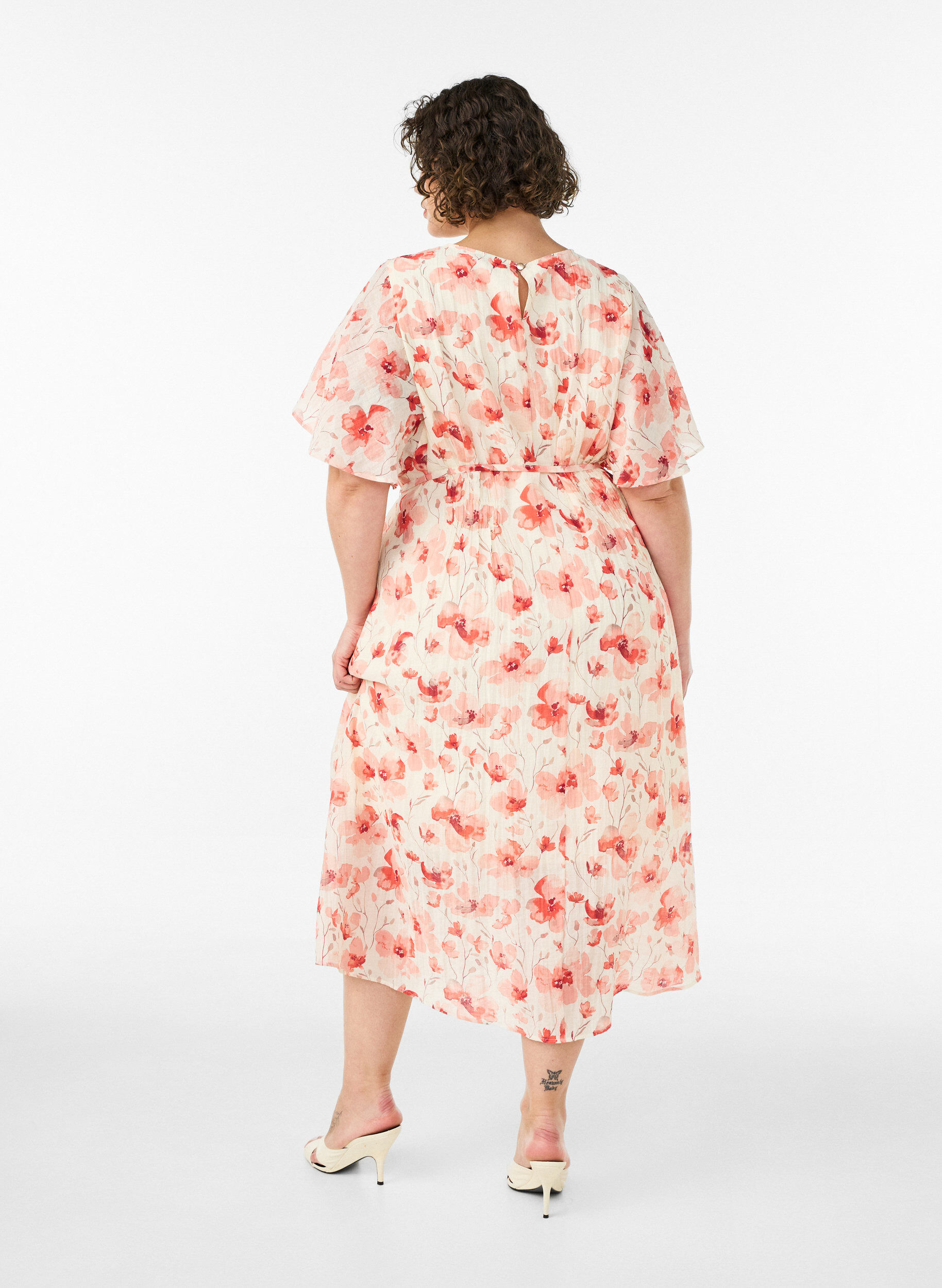 ZizziAnkellang kjole med vinge&aelig;rmer og bindeb&aring;nd, Lyser&oslash;d, Model image number 1