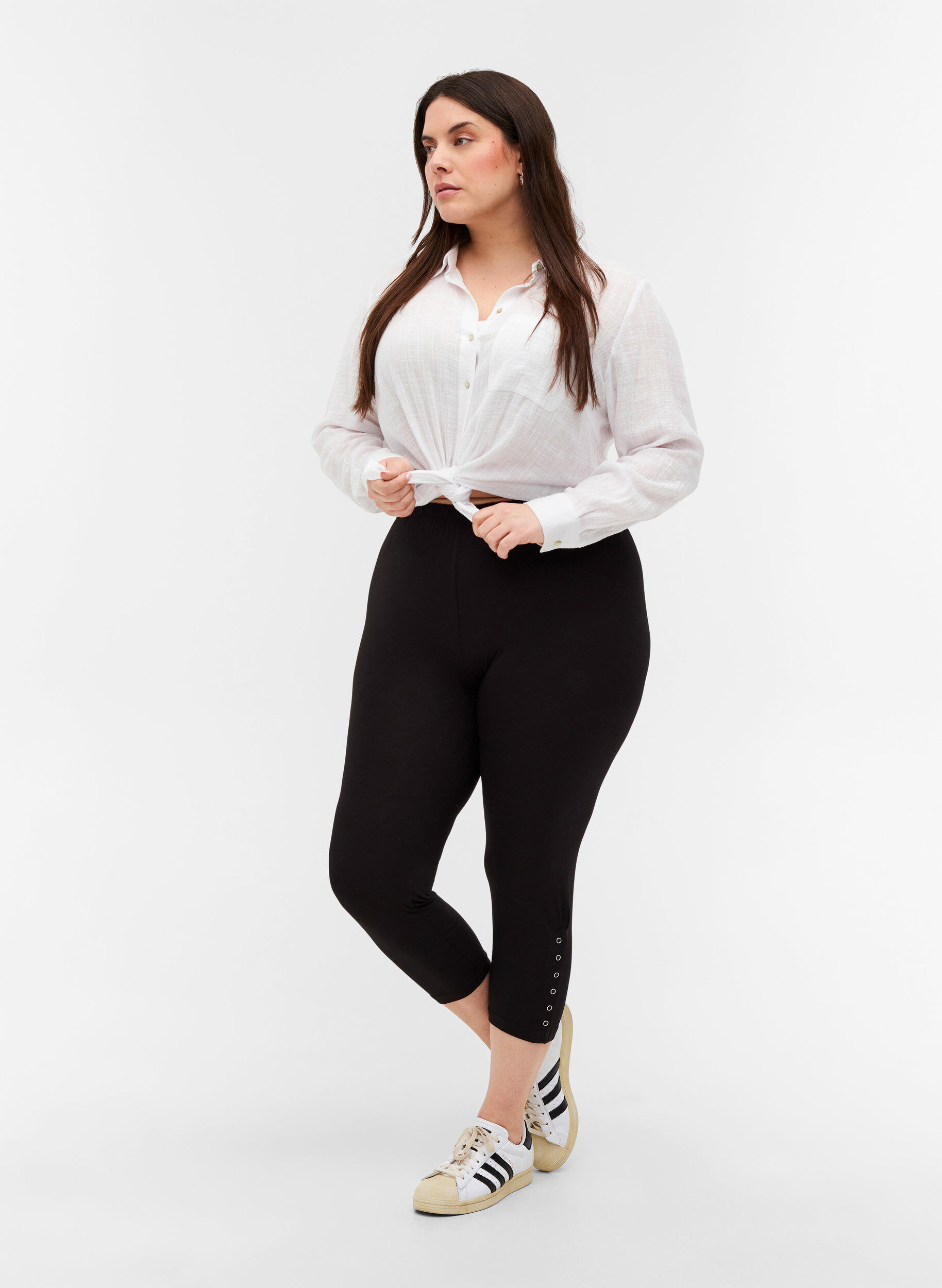 Zizzi 3/4 leggings med knapper, Black, Model image number 0