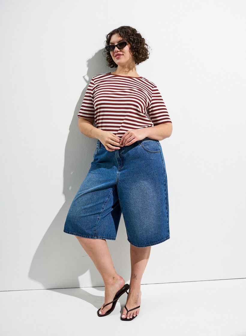 Afslappet sommerstil, , Model