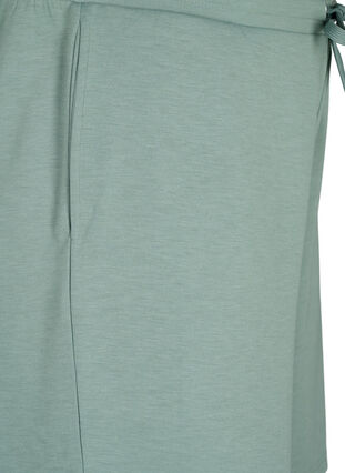 Shorts i modal-mix med lommer, Chinois Green, Packshot image number 3