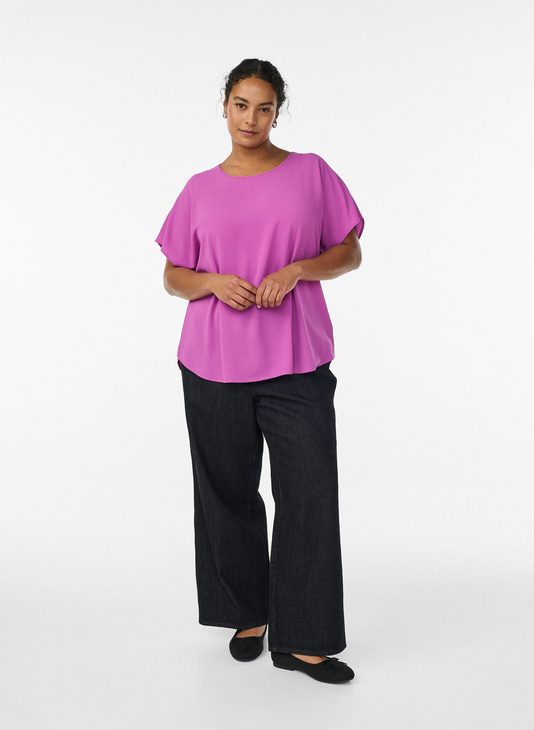 ZizziBluse med korte &aelig;rmer og rund halsudsk&aelig;ring , Lilla, Model image number 1