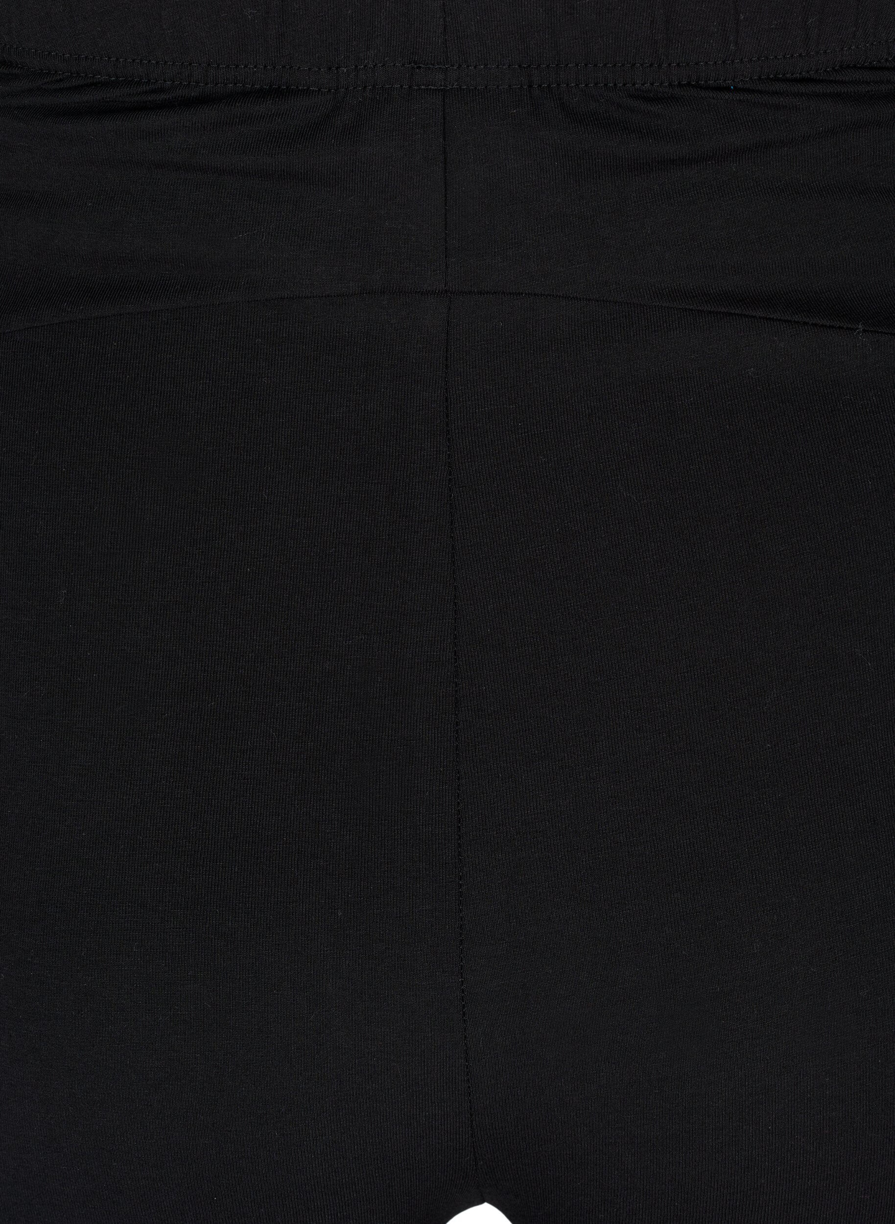 Zizzi T&aelig;tsiddende graviditetsshorts i bomuld, Sort, Packshot image number 3