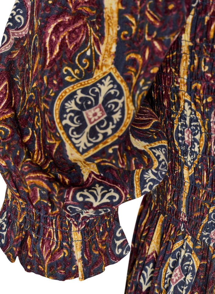 Sommerkjole i viskose med paisleyprint, Lilla, Packshot image number 3