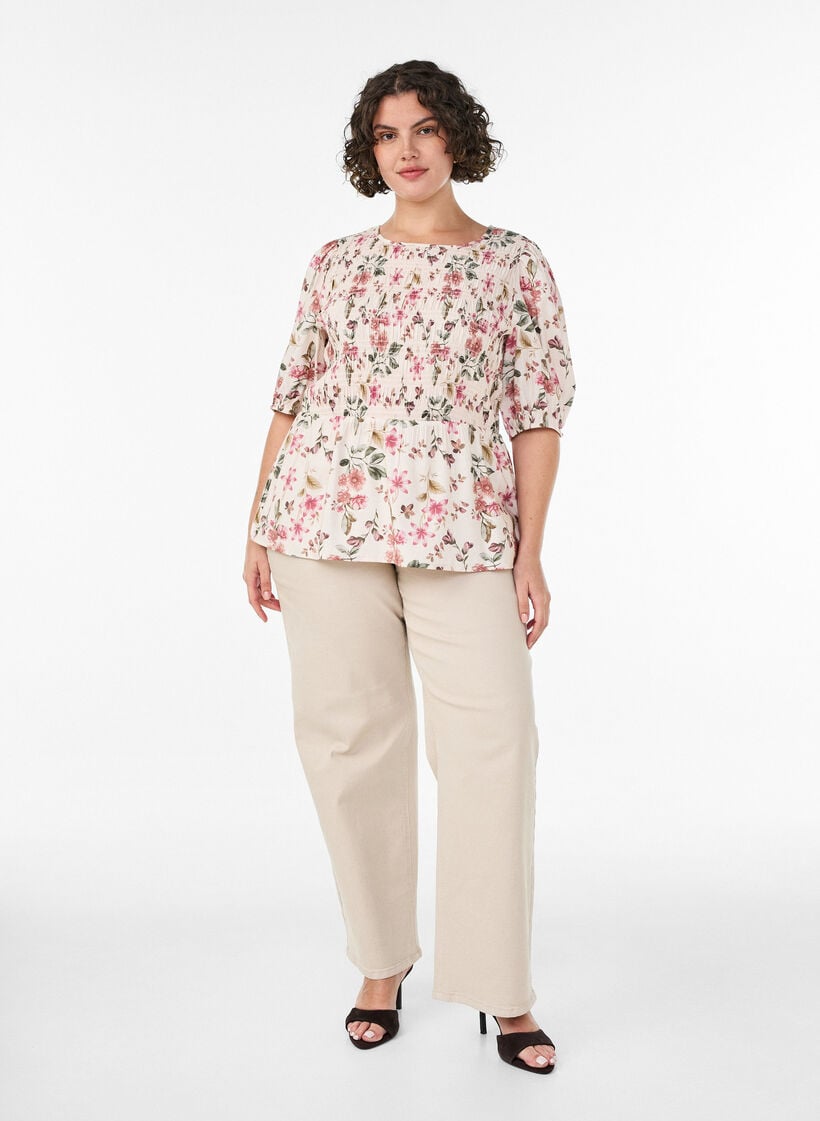 Bluse i viskose med smock og peplum-effekt, Vanilla, Model image number 1