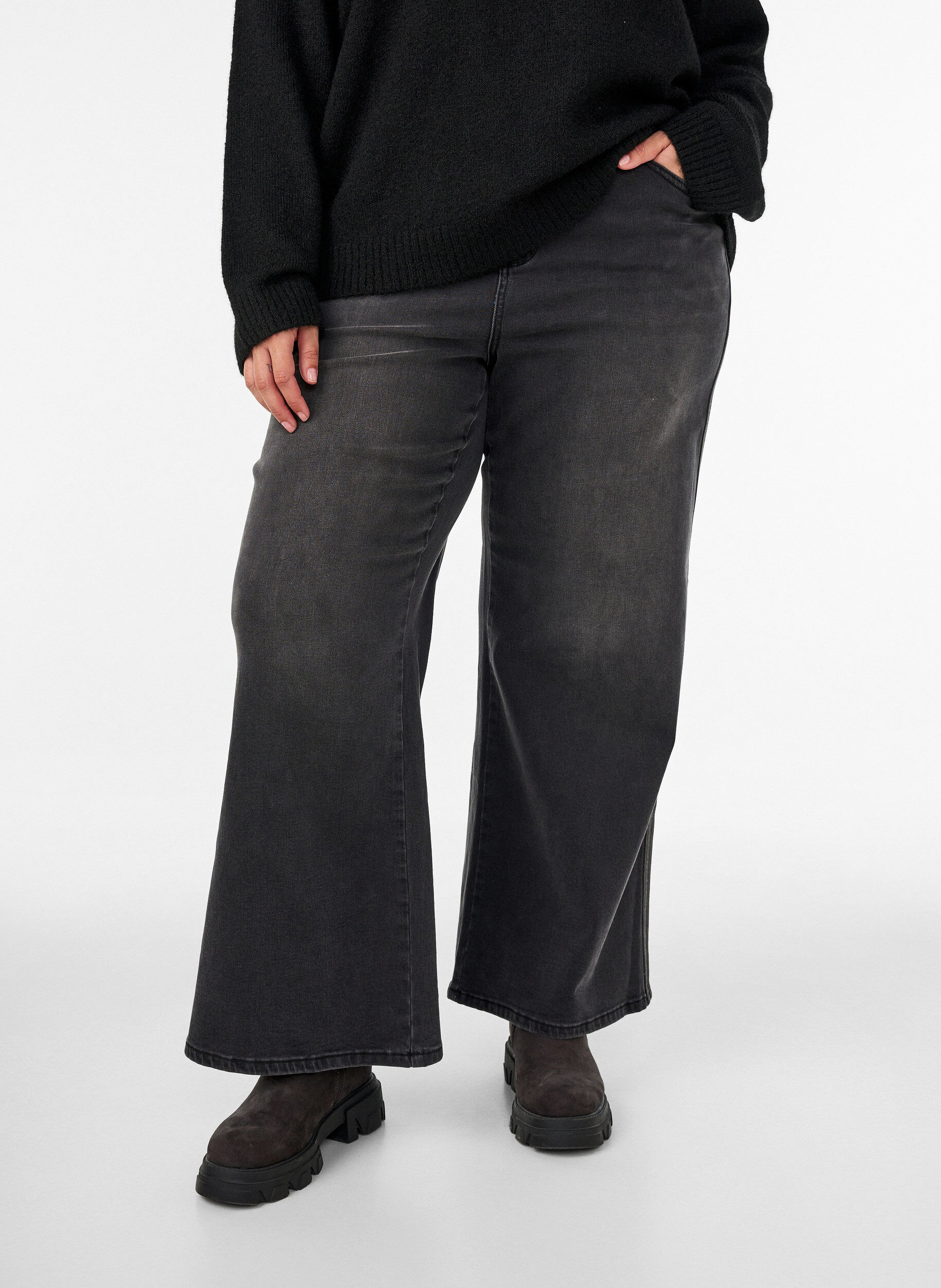 ZizziWide fit jeans med lodrette denimdetaljer, Gr&aring;, Model image number 3